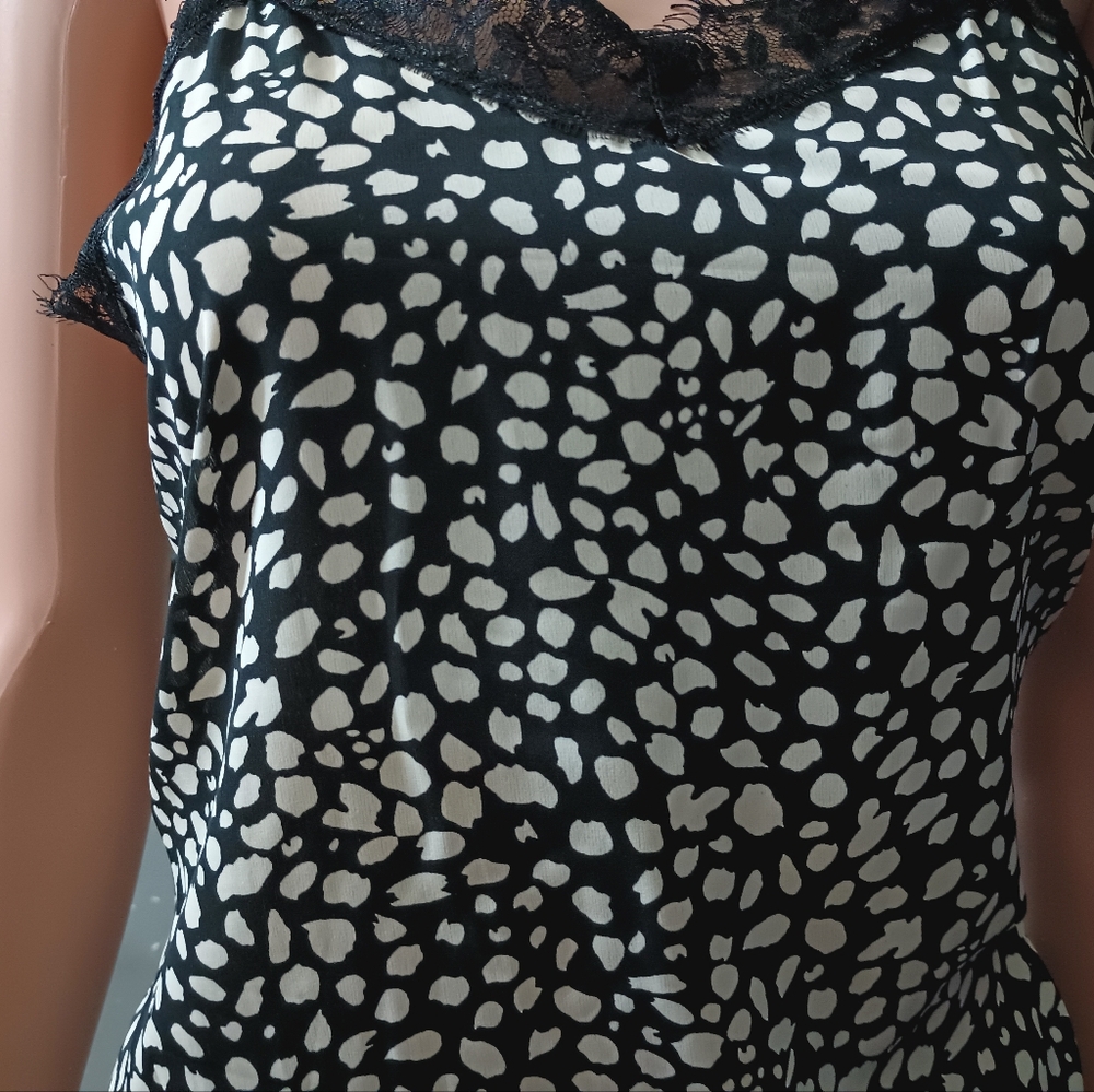 Tank Top/Camisole - Picture 3 of 10